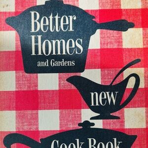 Better Homes and Gardens Red and White Checkered Cookbook VINTAGE
